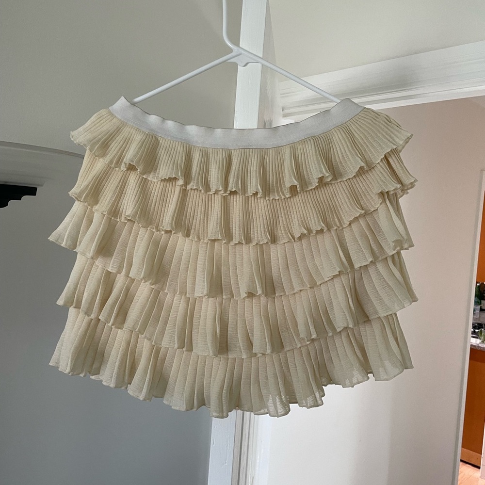 Chic Cream Layered Mini Skirt